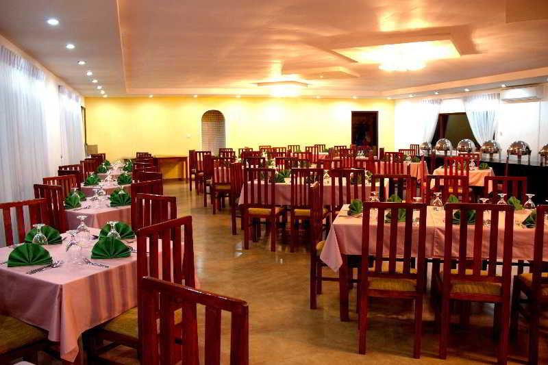 Kothmale Holiday Hotel Kandy Ngoại thất bức ảnh